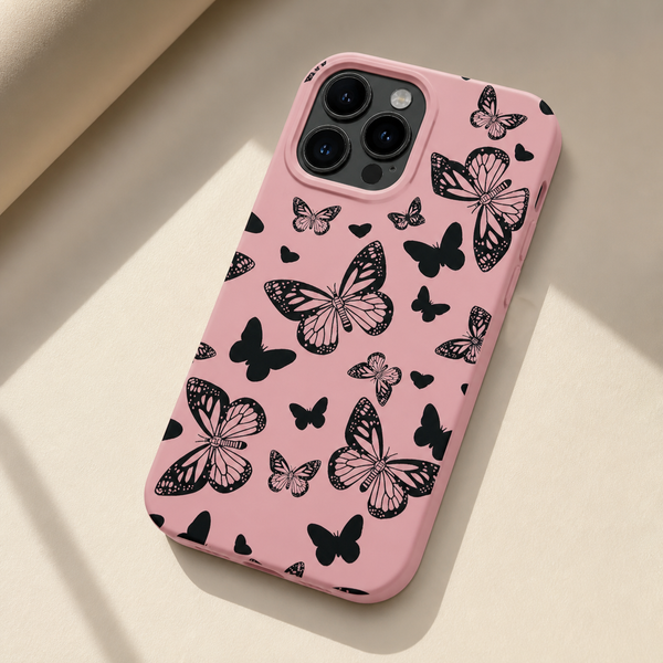 Cover rosa con farfalle stampate