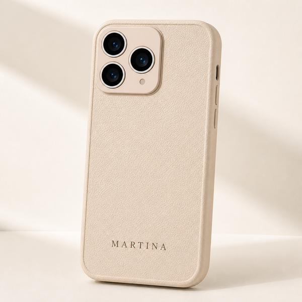 Cover in pelle beige personalizzata con nome